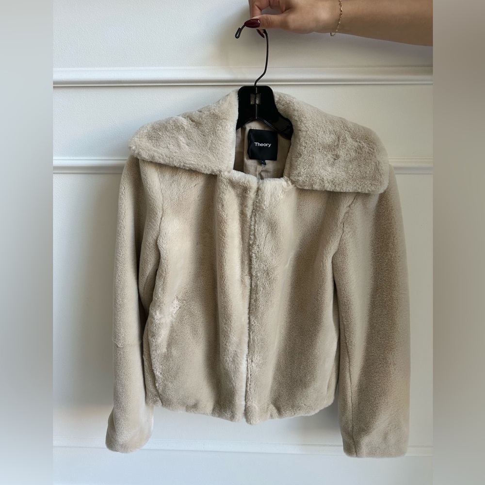 Super super soft faux fur cropped jacked